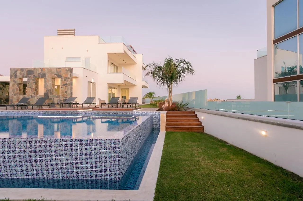 Sea Pearl Beachfront Villas - Breeze Ayia Napa