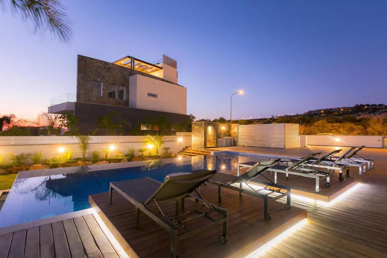 Sea Pearl Beachfront Villas - Breeze Ayia Napa