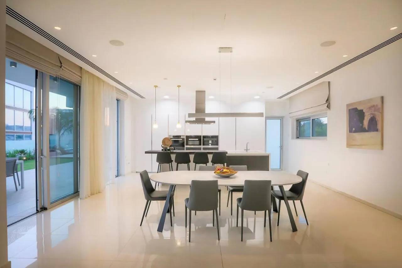 Sea Pearl Beachfront Villas - Breeze Ayia Napa Chipre
