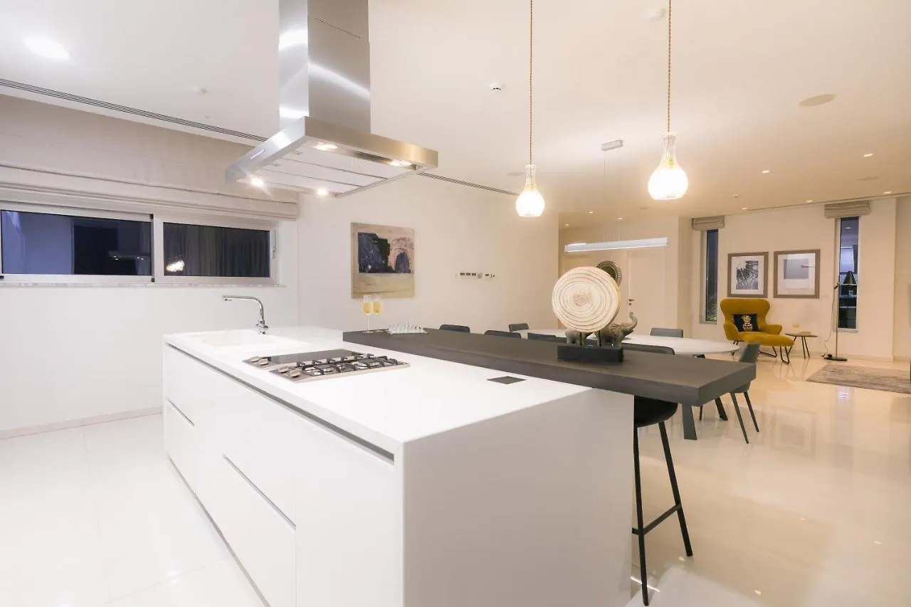 Sea Pearl Beachfront Villas - Breeze Ayia Napa 0*,  Chipre