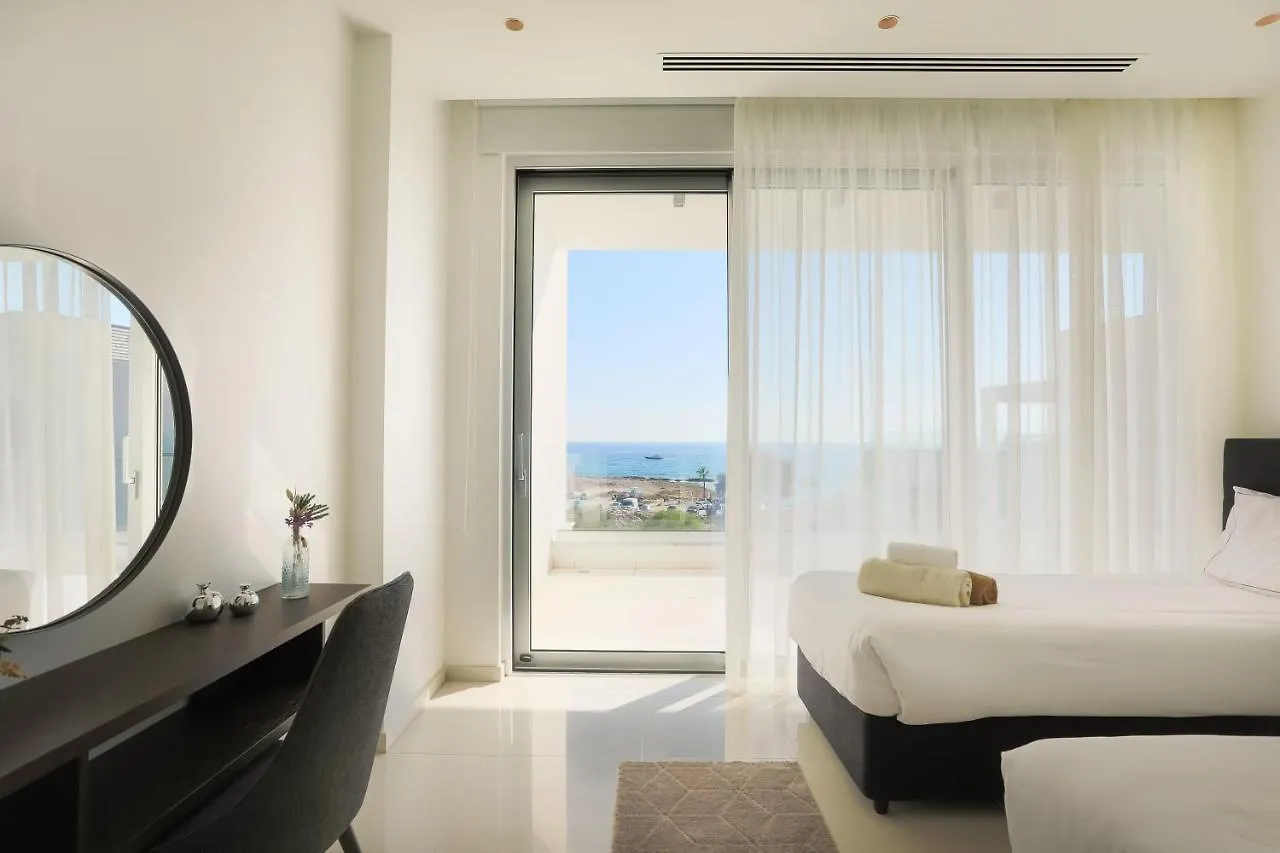 Sea Pearl Beachfront Villas - Breeze Ayia Napa