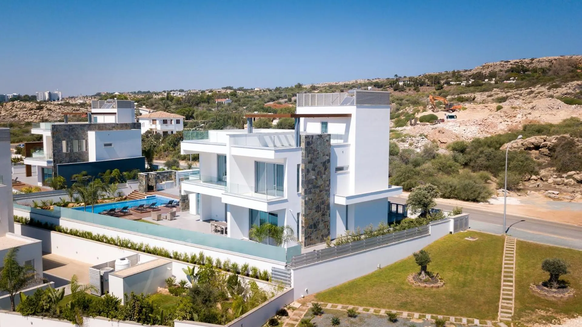 Sea Pearl Beachfront Villas - Breeze Ayia Napa